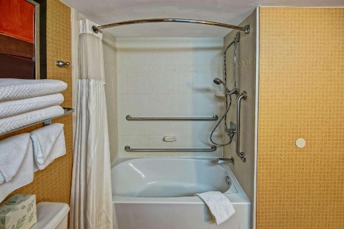 DoubleTree By Hilton Hotel Oak Ridge image 9